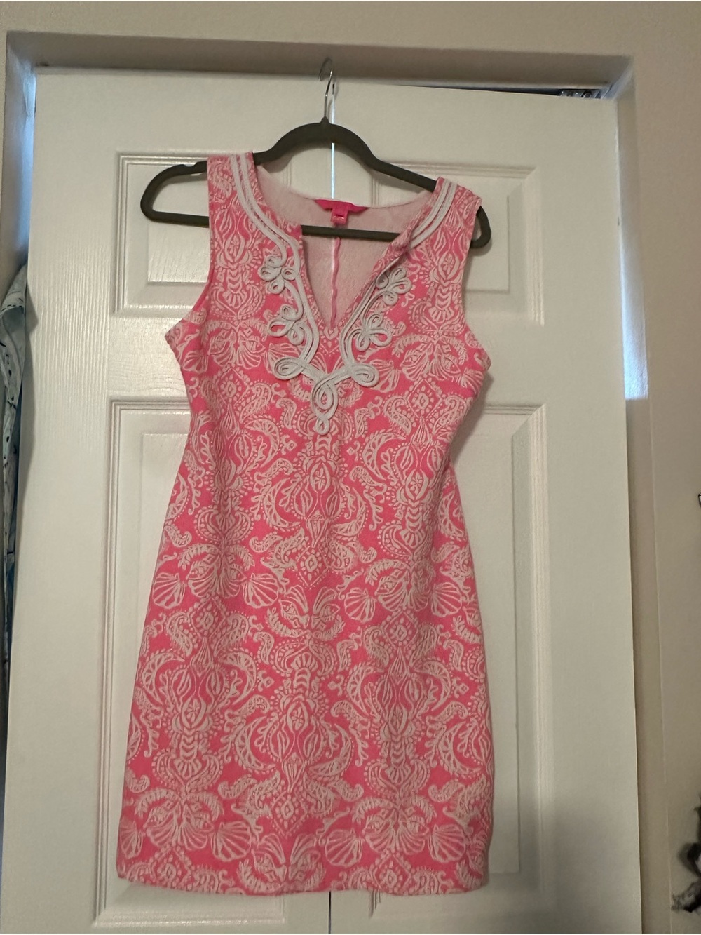 Lilly Pulitzer Pink Sleeveless Embroidered Shift Dress